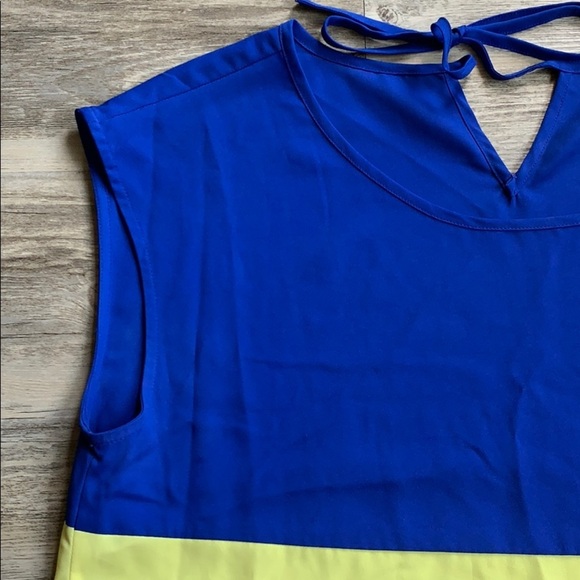 Women's Tommy Hilfiger Sheer Color Block Sleeveless Top Large - Picture 3 of 8